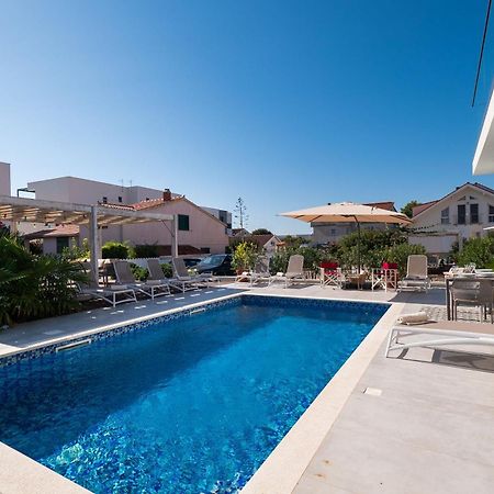 Apartments Villa Adriana II 斯里马 外观 照片