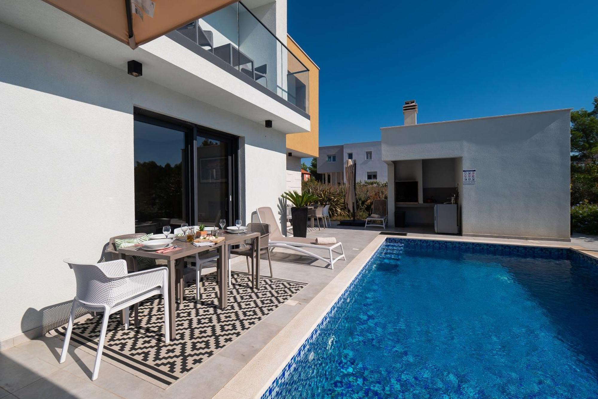 Apartments Villa Adriana II 斯里马 外观 照片