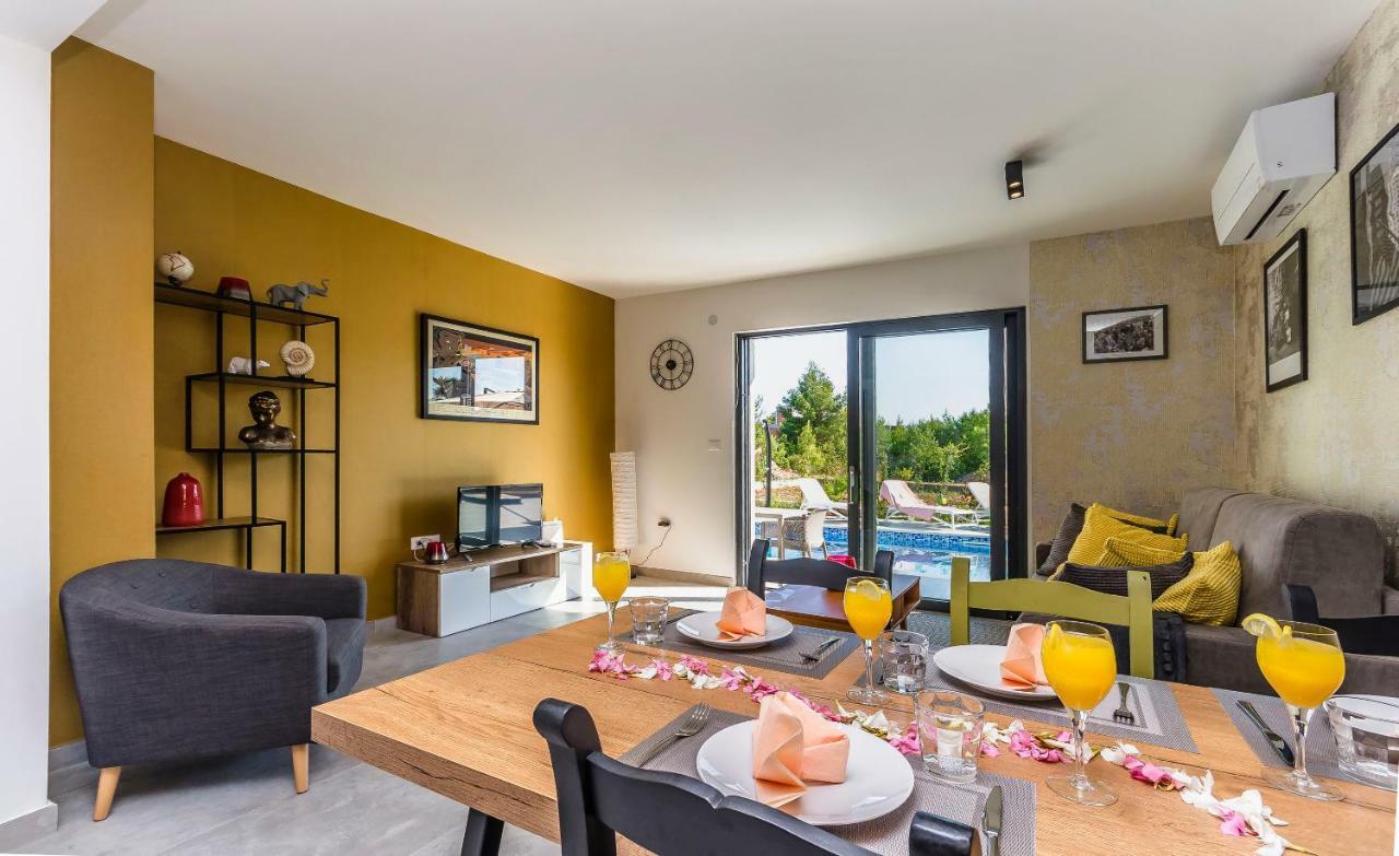 Apartments Villa Adriana II 斯里马 外观 照片