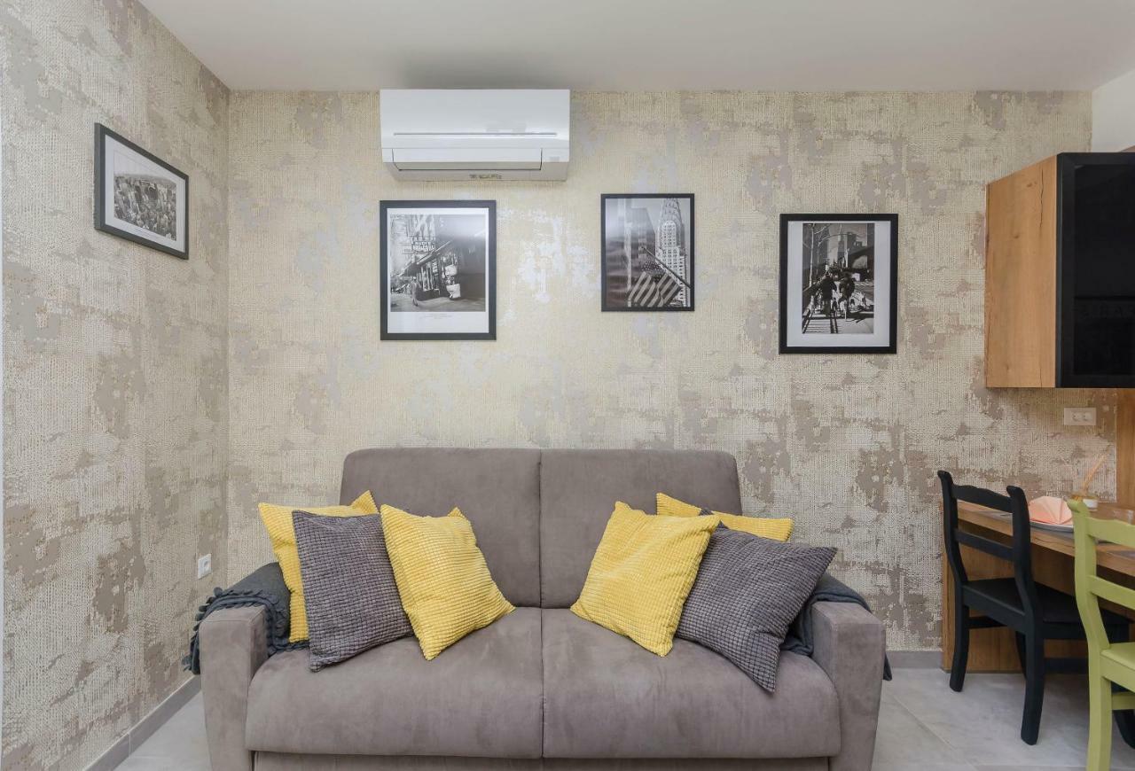 Apartments Villa Adriana II 斯里马 外观 照片