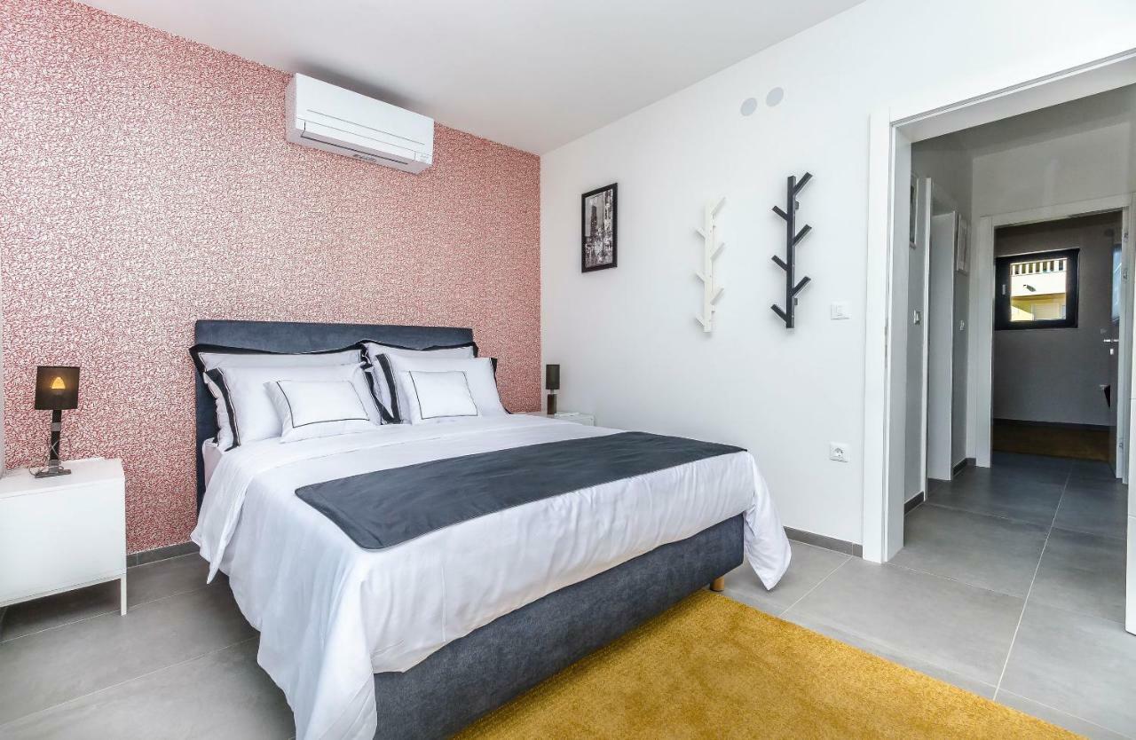 Apartments Villa Adriana II 斯里马 外观 照片