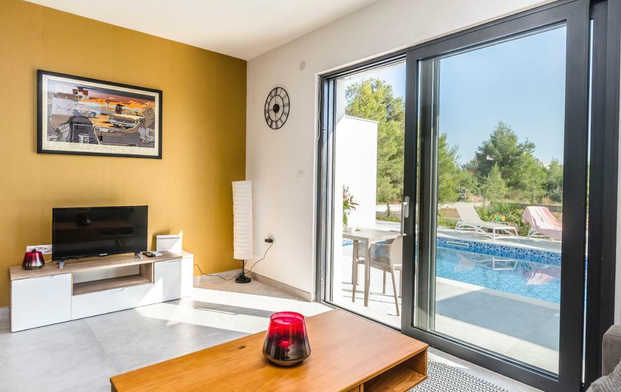 Apartments Villa Adriana II 斯里马 外观 照片