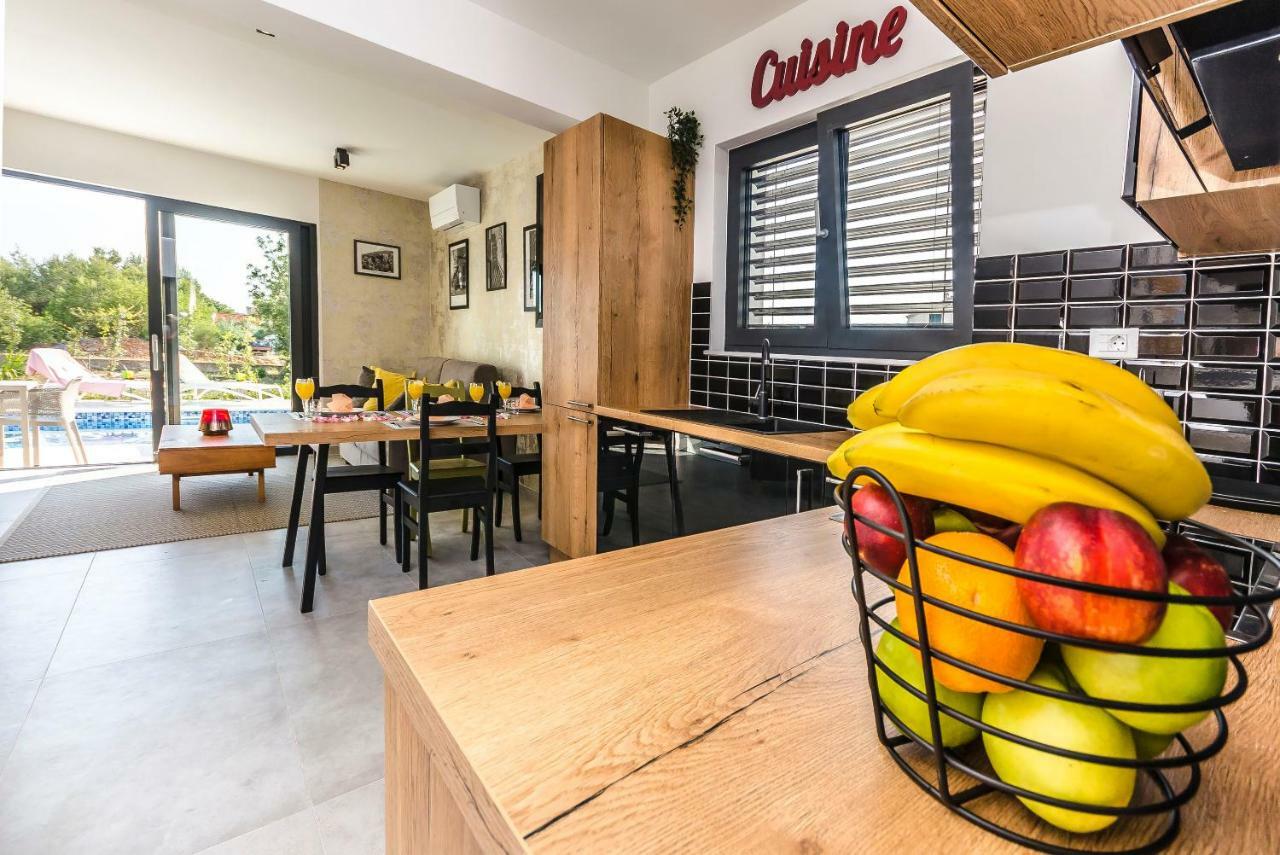 Apartments Villa Adriana II 斯里马 外观 照片