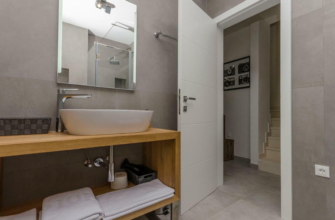 Apartments Villa Adriana II 斯里马 外观 照片