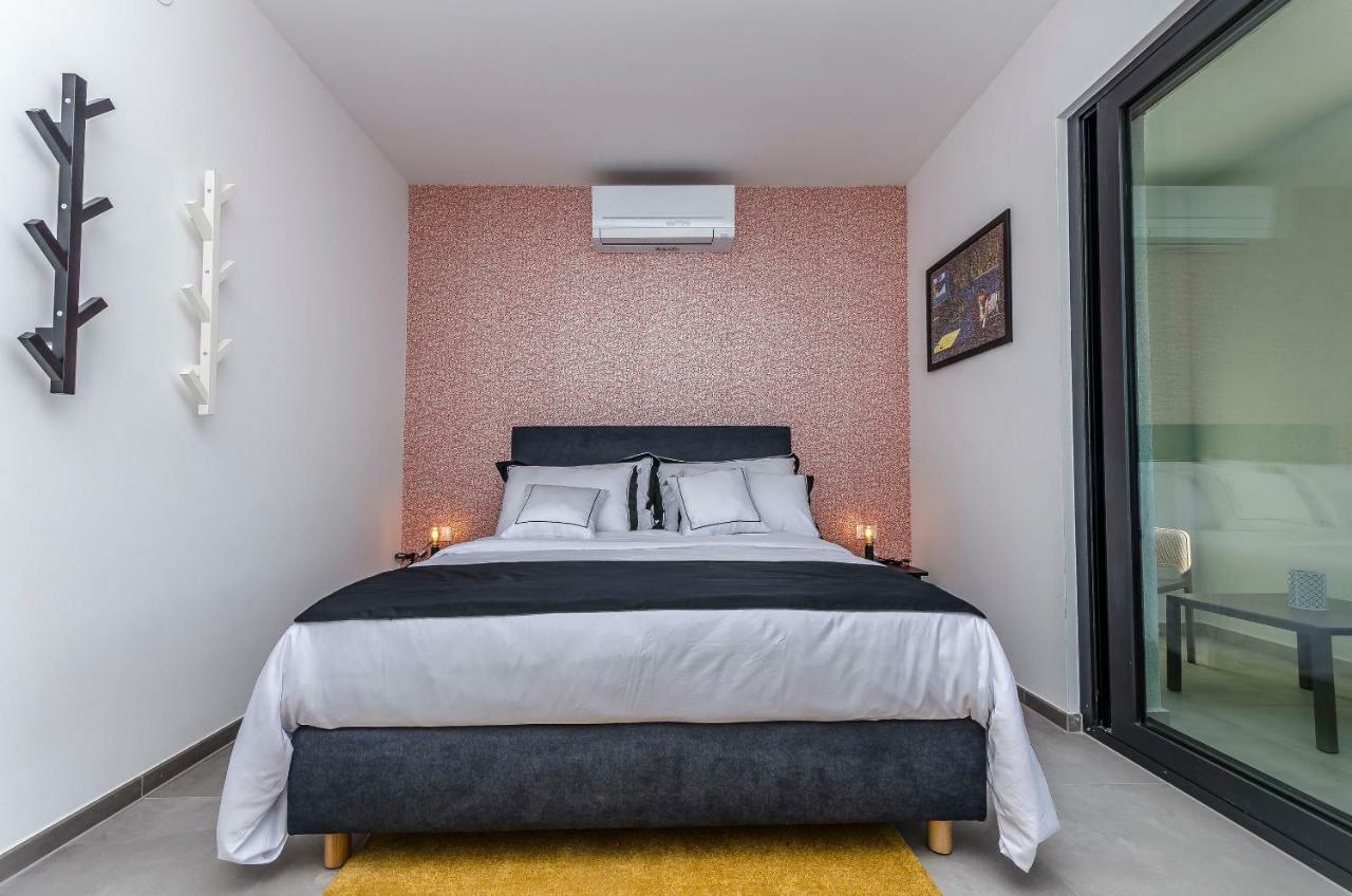 Apartments Villa Adriana II 斯里马 外观 照片
