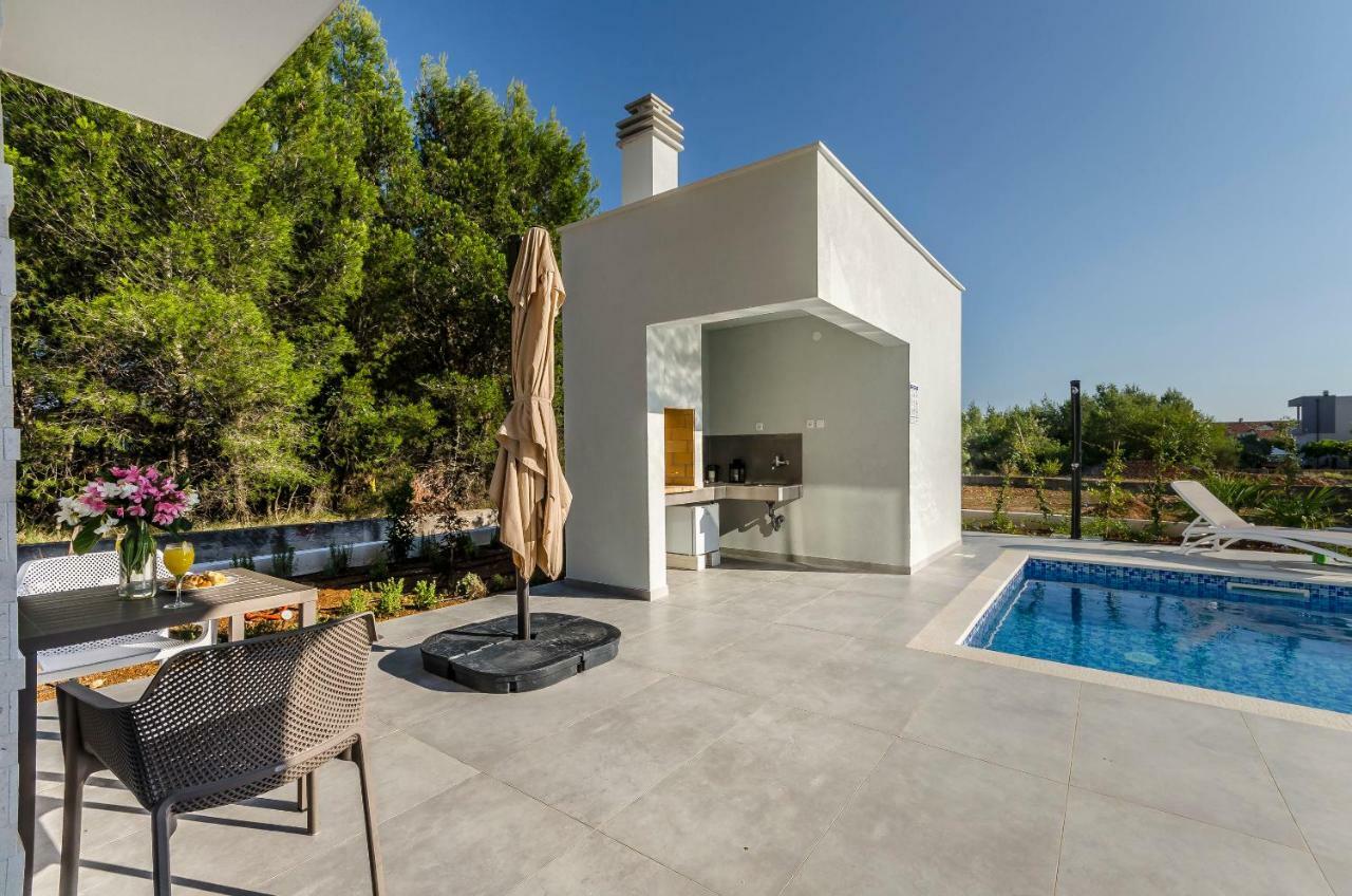 Apartments Villa Adriana II 斯里马 外观 照片