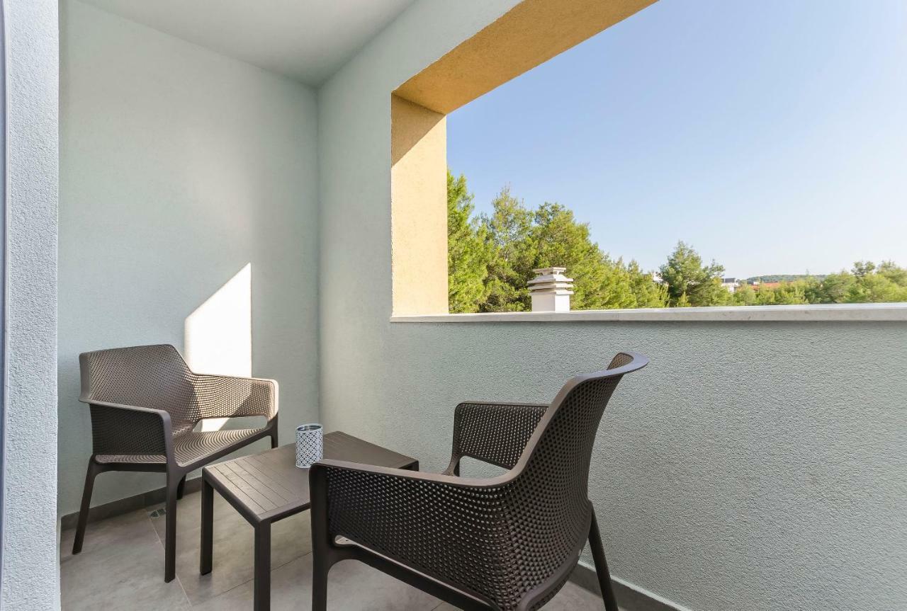 Apartments Villa Adriana II 斯里马 外观 照片