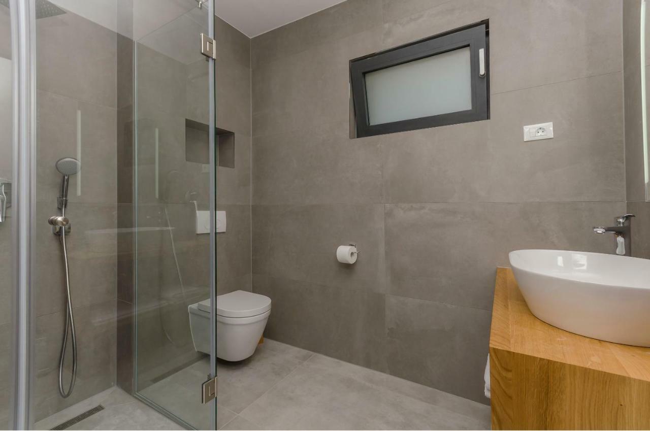 Apartments Villa Adriana II 斯里马 外观 照片